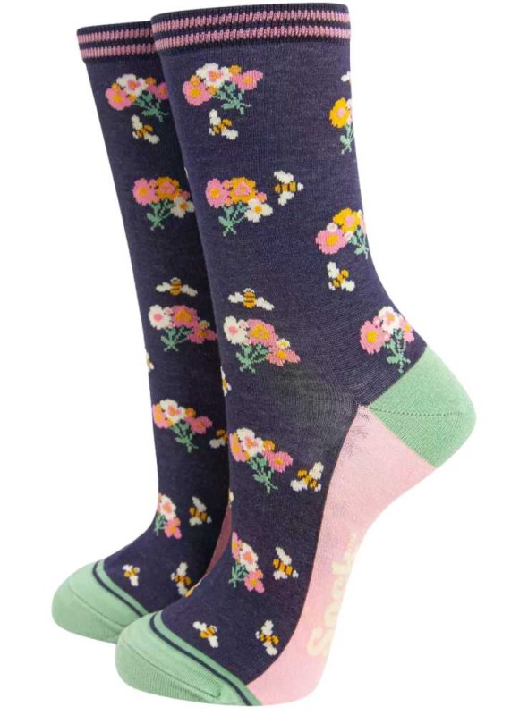 Bambustrumpor blommor och bin, dam, från Sock Talk