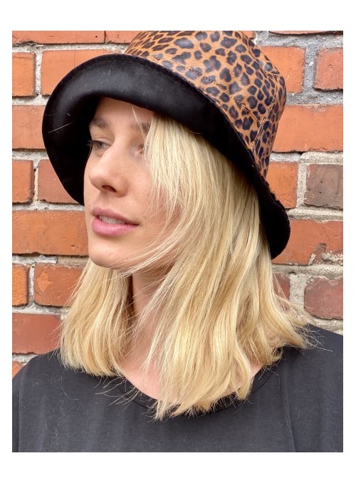 Regnhatt Jacy från Black Colour