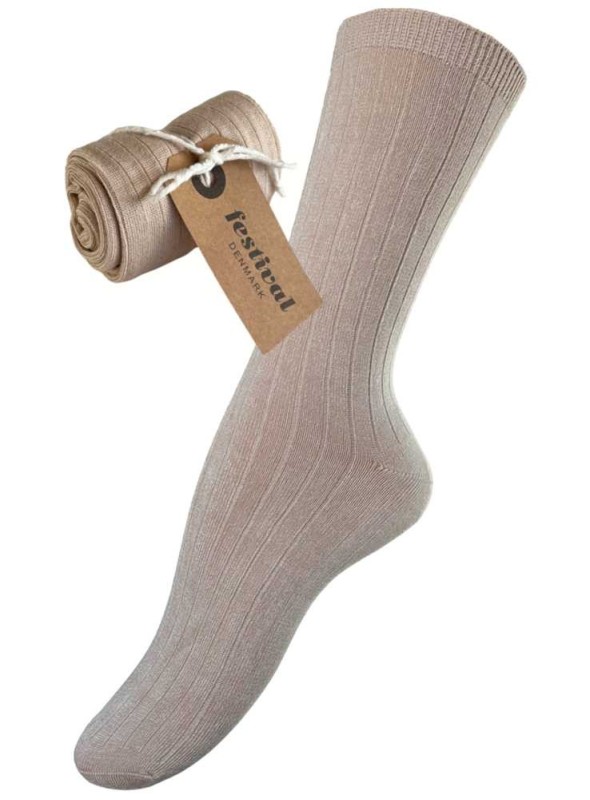 Bambustrumpor sand från Festival